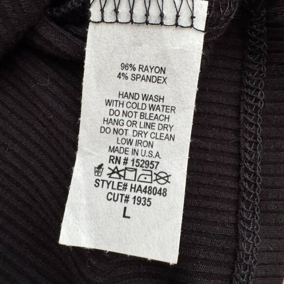 NWOT Hashtag Black Cropped V-Neck Snap Button Sweater Ribbed Size Large - Picture 4 of 4